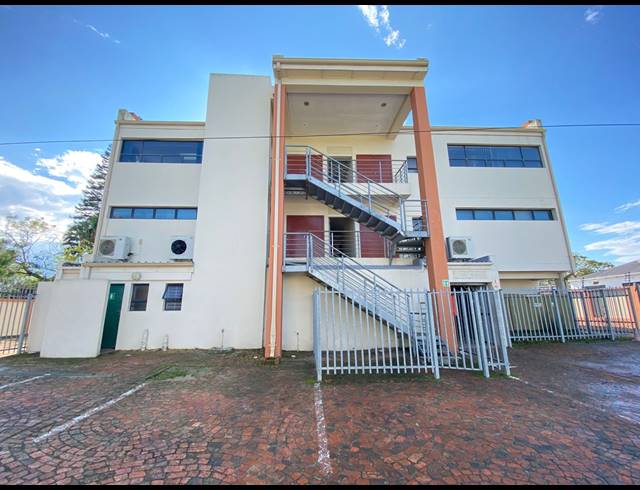 1,020M² BUILDING TO LET IN GEORGE CENTRAL